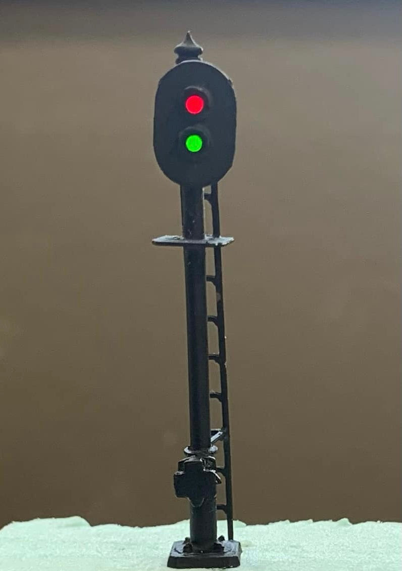 Sale-Signal - 2 Light Vertical - HO Scale